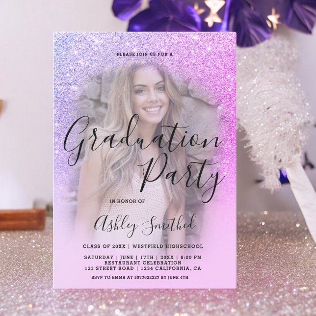 Modern rosa lila glitter ombre-foto studenten inbjudningar (Modern pink purple glitter ombre photo graduation invitation)