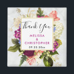 Modern Rosa och vit vattenfärg, Blommigt Bröllop Magnet<br><div class="desc">Bröllop tackar dig magnet med en söt vattenfärgsdesign. En blommigt som är arrangemang av många olika blomsorter i rött,  rosa och vitt färg och partier av lövhaltig grönt. Ett ram överst med faux-guld-foil gräns. Utformning av klass och elegant. En benvit marmor mönster-bakgrund.</div>