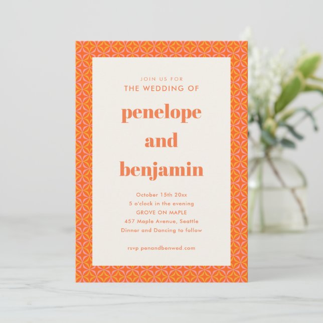 Modern Rosa Orange Geometrisk Djärv Retro Bröllop  Inbjudningar (Stående Fram)