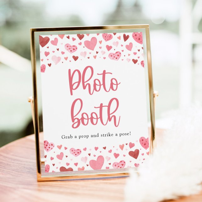 Modern Rosa Red Hearts Valentine Photo Booth Sign Poster (Skapare uppladdad)