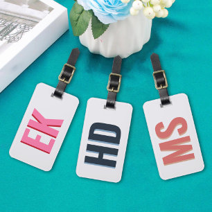 Modern Rosa Red Shadow Monogram Adress Mobil Bagagebricka