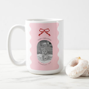 Modern Rosa Scalloped Red Bow Julfoto Kaffemugg