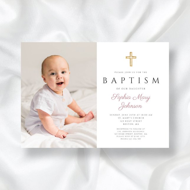 Modern Rosa Script Kor Girl Photo Baptism Inbjudningar (Modern Pink Script Cross Girl Photo Baptism Invitation)