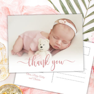 Modern Rosa Script Newborn Baby Photo Tack Vykort