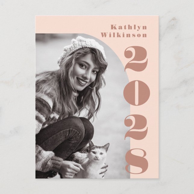 Modern Rosa Skål Båge Fet Skrift Foto Examen Meddelande Vykort (Framsida)