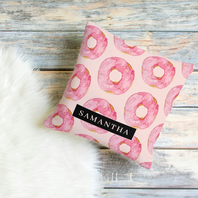 Modern Rosa Watercolor Donuts Mönster med Namn Kudde (Skapare uppladdad)