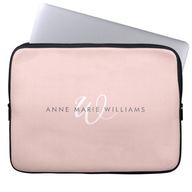 Modern rosabruten vit skrivstil monogram laptop fodral (Framsidan)