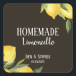 Modern Rustic Lemons Homemade Limoncello Fyrkantigt Klistermärke<br><div class="desc">Modern Rustic homemade limoncello flaska-etiketter,  de är perfekt anpassningsbar-etikett för dina bröllopsfavoriter med ett kursivt tema och ett sommarbesök. De har en vattenfärg på citroner gren,  citroner och grönt grenar och en anpassningsbar för alla dina behov av italian limoncello flaska-märkning.</div>