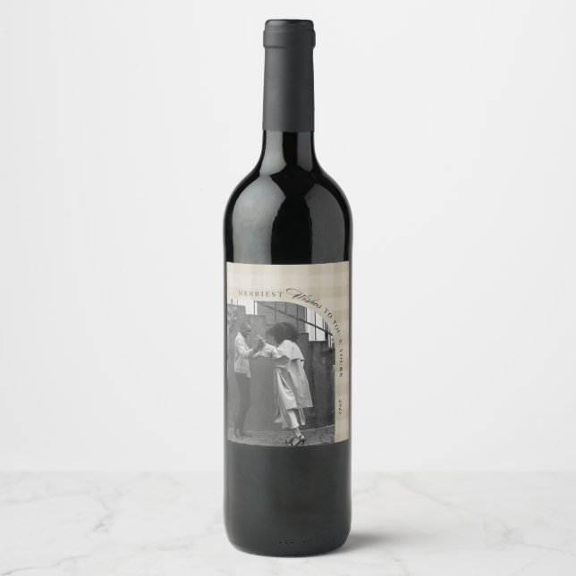 Modern Rustic Plaid Holiday Wine Label Personalize Vinflaska Etikett (Framsida)