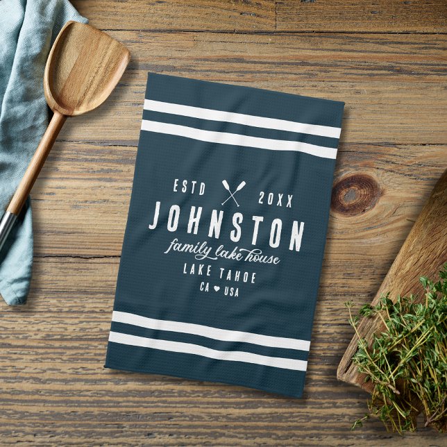 Modern Rustic Sjö House | Vita flottan Kökshandduk (Skapare uppladdad)