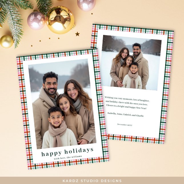Modern Rutig Familj Foto God Jul Kort (Front and back of card shown in 5 x 7 inches. Choose paper style.)