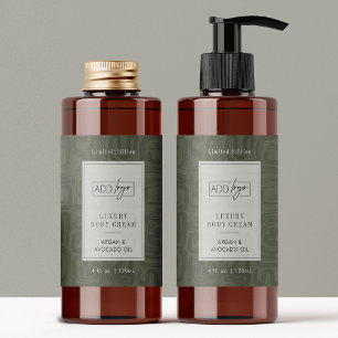 Modern Sage Green Boho Logotyp 4OZ Kosmetisk Flask Rektangulärt Klistermärke