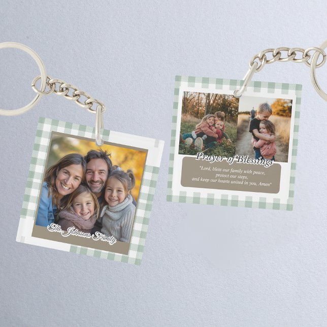Modern Sage Green Personalized Family Photo (Skapare uppladdad)