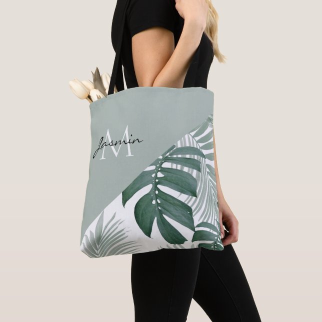 Modern Saggrön Tropisk Bladmonogram Tygkasse (Närbild)