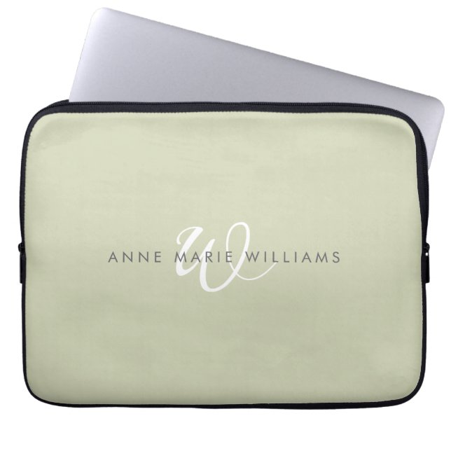Modern Saggrön Vit Skriptmonogram Laptop Fodral (Framsidan)