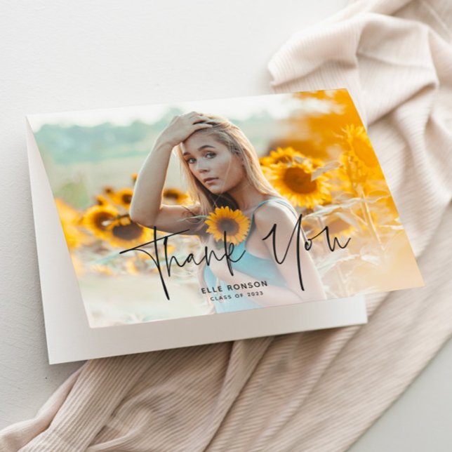 Modern Script 2 Foto Examen Tack Kort (Modern script photo graduation thank you cards.)