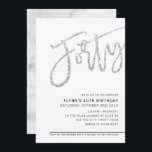 MODERN SCRIPT 40-årsdagen party silver glitter Inbjudningar<br><div class="desc">by kat masard >> https://linktr.ee/simplysweetpaperie <<< A trendig, hand-letted request design for your 40TH BIRTHDAY - Jag har de flesta åldrar tillgängliga i butik TIP: 1. Om du vill ändra/flytta grafik & typsnitt och lägga till mer text - slått knappen "anpassa". - - - - - - - - -...</div>
