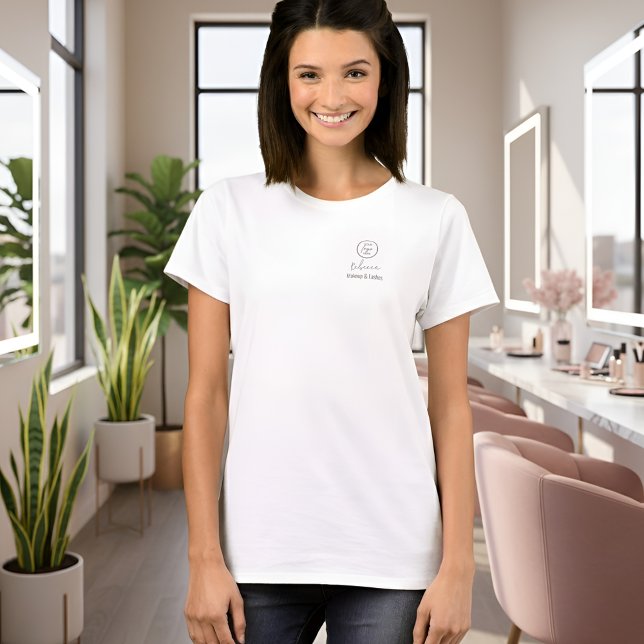 Modern Script Anställds Namn Sminkstudio Logotyp  T Shirt (Modern employee name apparel with script text with space for your logo)