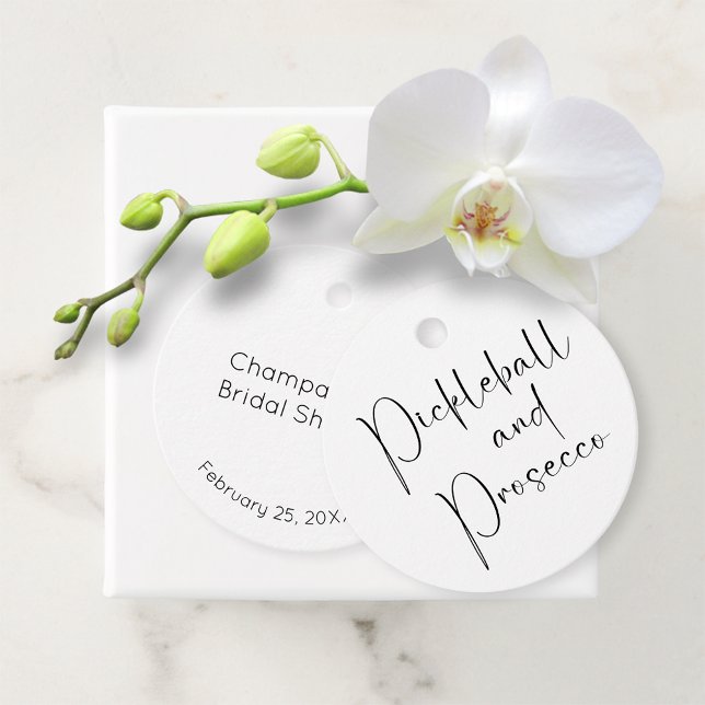 Modern Script Bröllopsfest Pickleball & Prosecco Gåvor Etiketter (Skapare uppladdad)