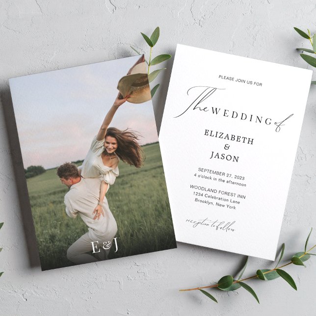 Modern Script Calligraphy Monogram Photo Bröllop Inbjudningar (Skapare uppladdad)