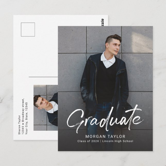 Modern Script Casual Photo Graduation Announcement Vykort (Fram/baksida)