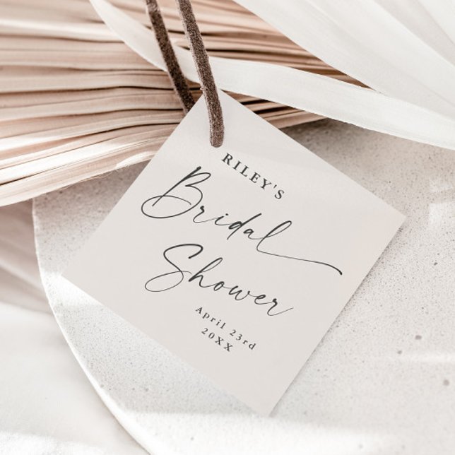 Modern Script Elfenbensfärgad Boho Bröllopsdusch Gåvor Etiketter (Modern script boho bridal shower thank you favor tags.)