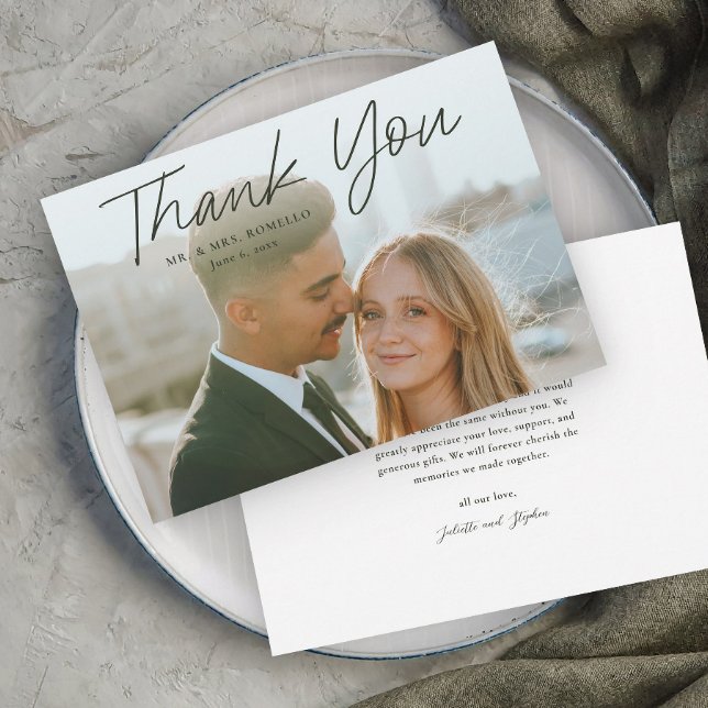 Modern Script Enkel Foto Bröllop Tack Kort (Modern script photo wedding thank you card.)