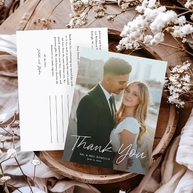 Modern Script Enkel Foto Bröllop Tack Vykort (Modern script photo wedding thank you postcard.)