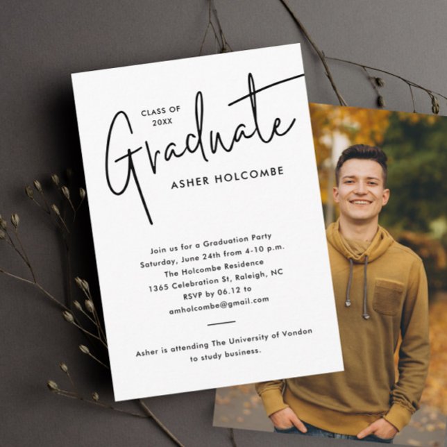 Modern Script Examen Enkel Foto Examen Tilläggskort (Modern script simple black and white graduation photo invitation or announcement enclosure cards.)
