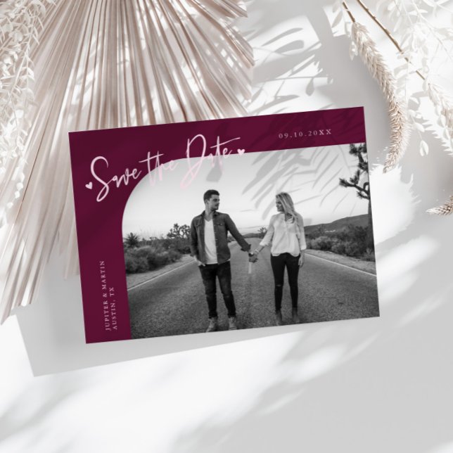 Modern Script Heart Cranberry Curved Frame Photo Spara Datumet (Skapare uppladdad)