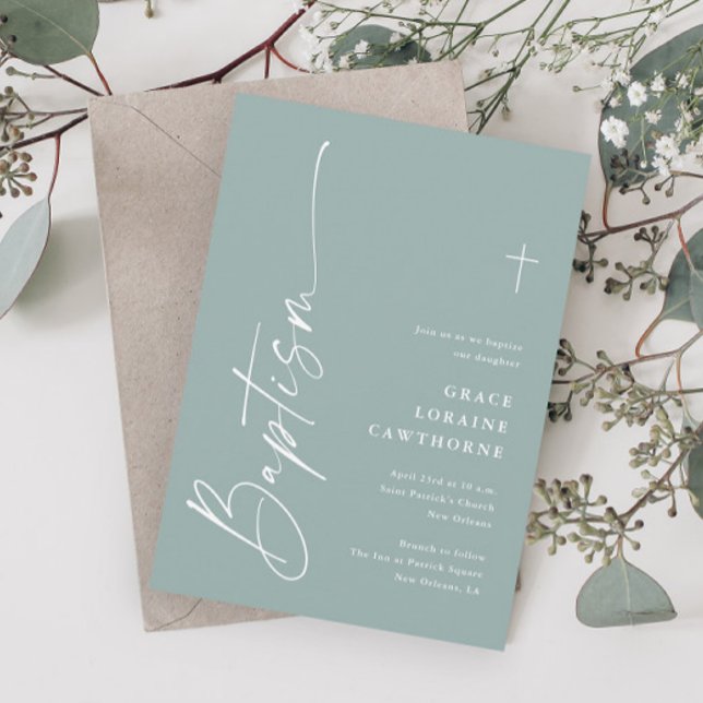Modern script sagegrön könsneutral dop inbjudningar (Modern Elegant Script Sage Green Gender Neutral Baptism Invitations.)