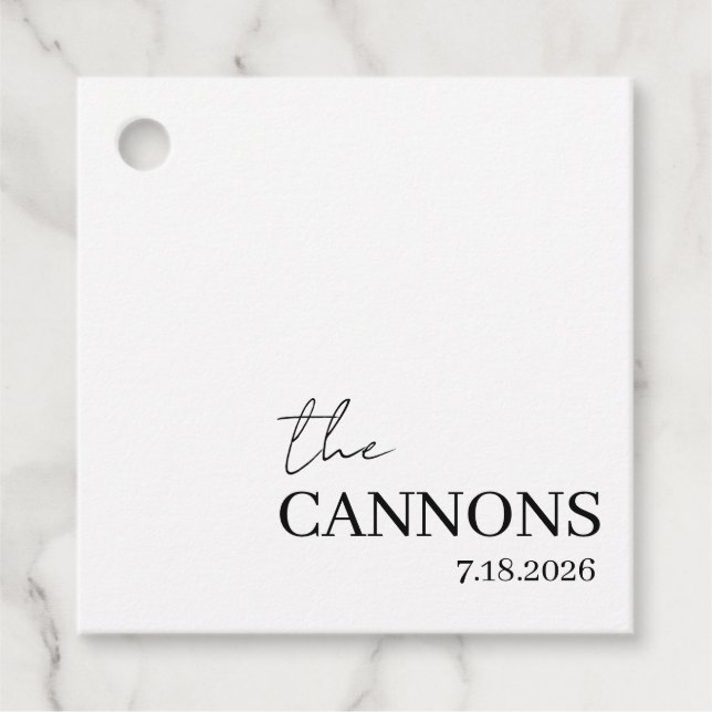 Modern Script Wedding Personalized Name Date Gåvor Etiketter (Framsida)