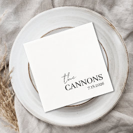 Modern Script Wedding Personalized Name Date Pappersservett