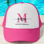 Modern Shock rosa i Monogram Snyggt Keps<br><div class="desc">Ovanför ditt utseende med vår Monogram Snyggt Modern Shock rosa Truckerkeps! Med en slimmad och modern typsnittsutformning och personlig som ger dig en slimmad shock rosa med monogrammet, får du en chic och anpassningsbar att röra vid stil. Den andningsbara ryggstödet och den justerbara fäststängningen säkerställer att den passar väl, skapar...</div>