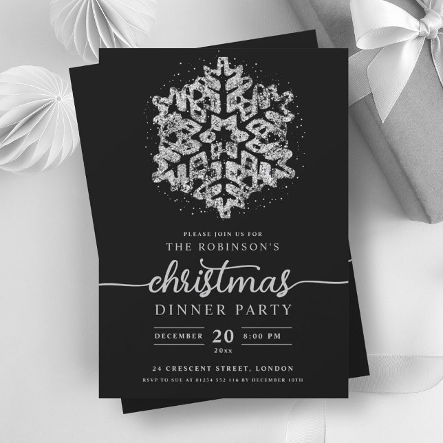 Modern Silver Winter Snowflake-julsvart Inbjudningar (Modern Silver Winter Snowflake Christmas Black Invitation)