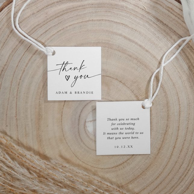 Modern Simple Thank You Handwriting Heart Wedding Gåvor Etiketter (Wedding thank you favor tags with minimalist modern handwriting script and back message.)