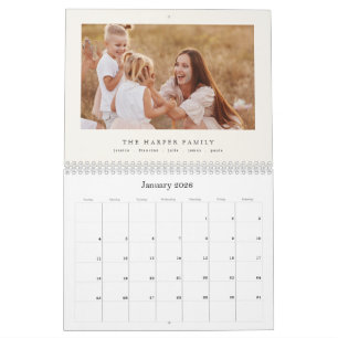 Modern Skräddarsydd Familjenamn Foto Kalender 2026