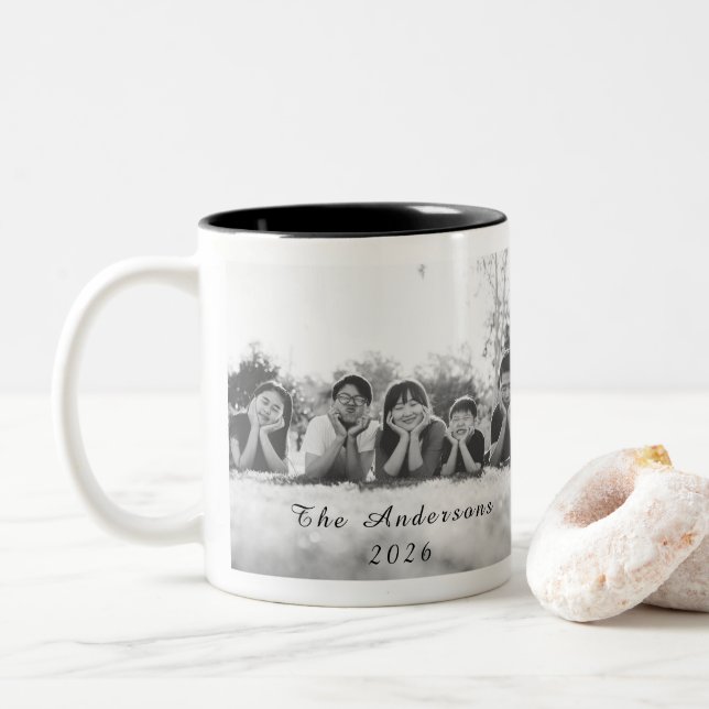 Modern Skrift Familjefoto Två-Tonad Mugg (Med munk)