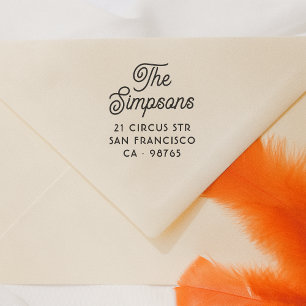 Modern skript - enkel familj Namn & Returadress Stämpel