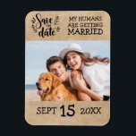 Modern skript par Photo Bröllop spara datum Magnet<br><div class="desc">Rustik Hund Pet 1 Photo Personlig Bröllop spara datum Magnets | Unika magneter Bröllop spara datum med Bild | "Mina människor är Gifta sig" Ljusare Bröllop-magneter Wording Idea för Hundälskare |</div>