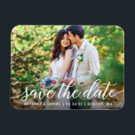 Modern skript Spara datum par bild W Magnet<br><div class="desc">Modern skript Spara datum Förlovningen Två foto Magnet - vitt skript</div>