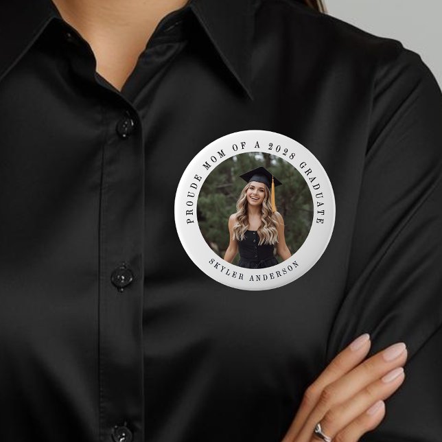 Modern Skript Stolt Mamma Senior Foto Examen Knapp (Skapare uppladdad)