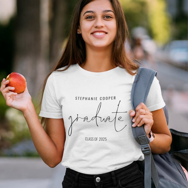 Modern skript Student Namn 2025 Studenten T Shirt (Skapare uppladdad)