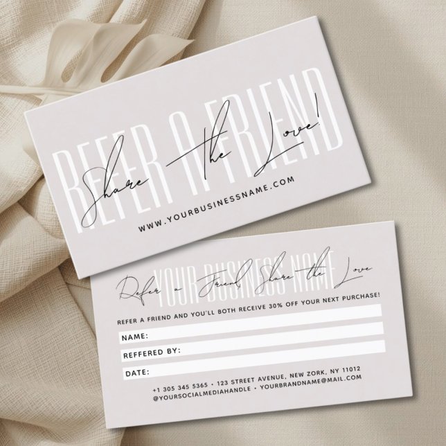 Modern skript typografi dela kärleken rabattkort (Skapare uppladdad)