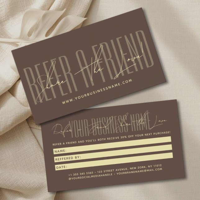Modern skript typografi dela kärleken rabattkort (Skapare uppladdad)