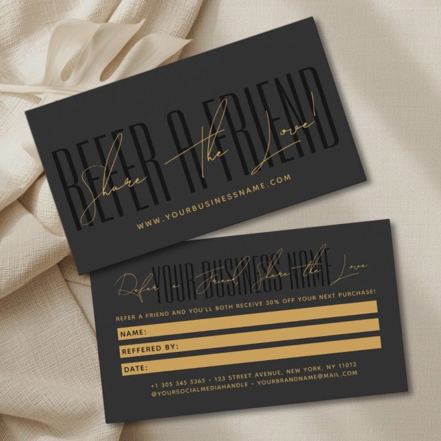 Modern skript typografi dela kärleken rabattkort (Skapare uppladdad)
