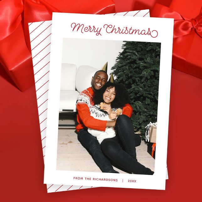 Modern skriptfoto i God jul Julkort (Red script Merry Christmas Modern Minimalist Simple Holiday Photo Card)