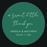 Modern skripttypgrafi Bröllop Tack Runt Klistermärke<br><div class="desc">din tacksamhet med en gåva som de kommer att ge kärlek. Vår personlig bröllop tackar er för att ni har klistermärken som är perfekten för att hedra minnet av er speciella dag samtidigt som vi tackar era gäster för att de är en del av den. Ge är dina gäster en...</div>