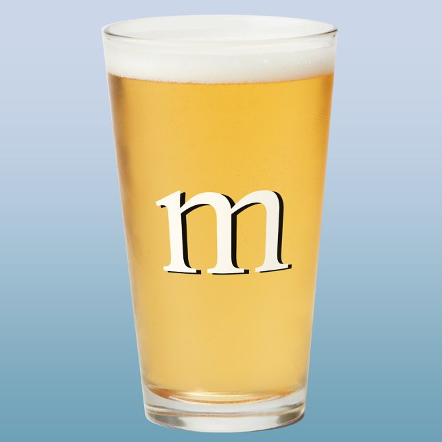 Modern Skuggmonogram - första öl Glaskopp (Simple lower case drop shadow personalized monogram initial beer glass)