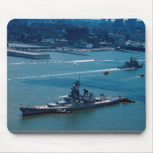 Modern slagskepp, "USS Wisconsin", New York, U.S. Musmatta